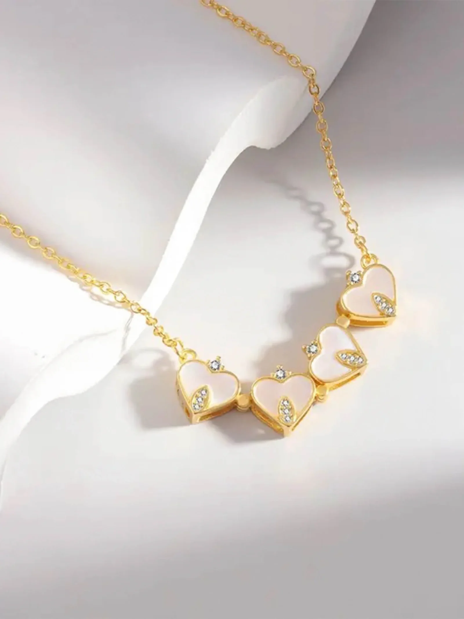 Pearl Magnetic Heart Necklace